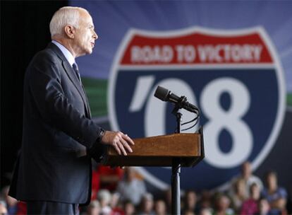 El candidato republicano a la presidencia, John McCain.