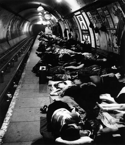 'Estación de metro de Elephant and Castle', 1940.