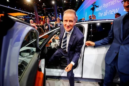 Herbert Diess, consejero delegado de Volkswagen, durante el Salón del Automóvil de Frankfurt de septiembre.
