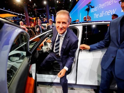 Herbert Diess, consejero delegado de Volkswagen, durante el Salón del Automóvil de Frankfurt de septiembre.