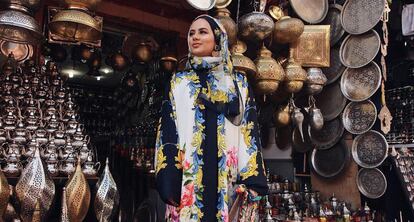 Ruba Zai, durante la sesi&oacute;n de fotos de en Marrakech.