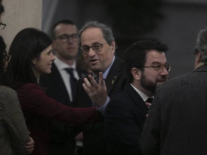 Catalan premier Quim Torra (center).