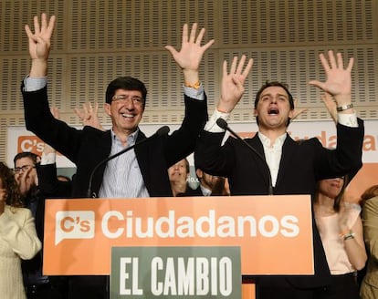 Juan Mar&iacute;n y Albert Rivera celebran los nueve diputados de Ciudadanos. 