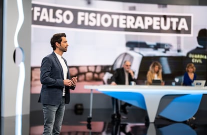 Marc Calderó durante la emisión en directo de 'Hablando claro' (La 1).
