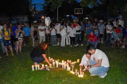 Velada por la muerte de Feglys en el parque Washington.