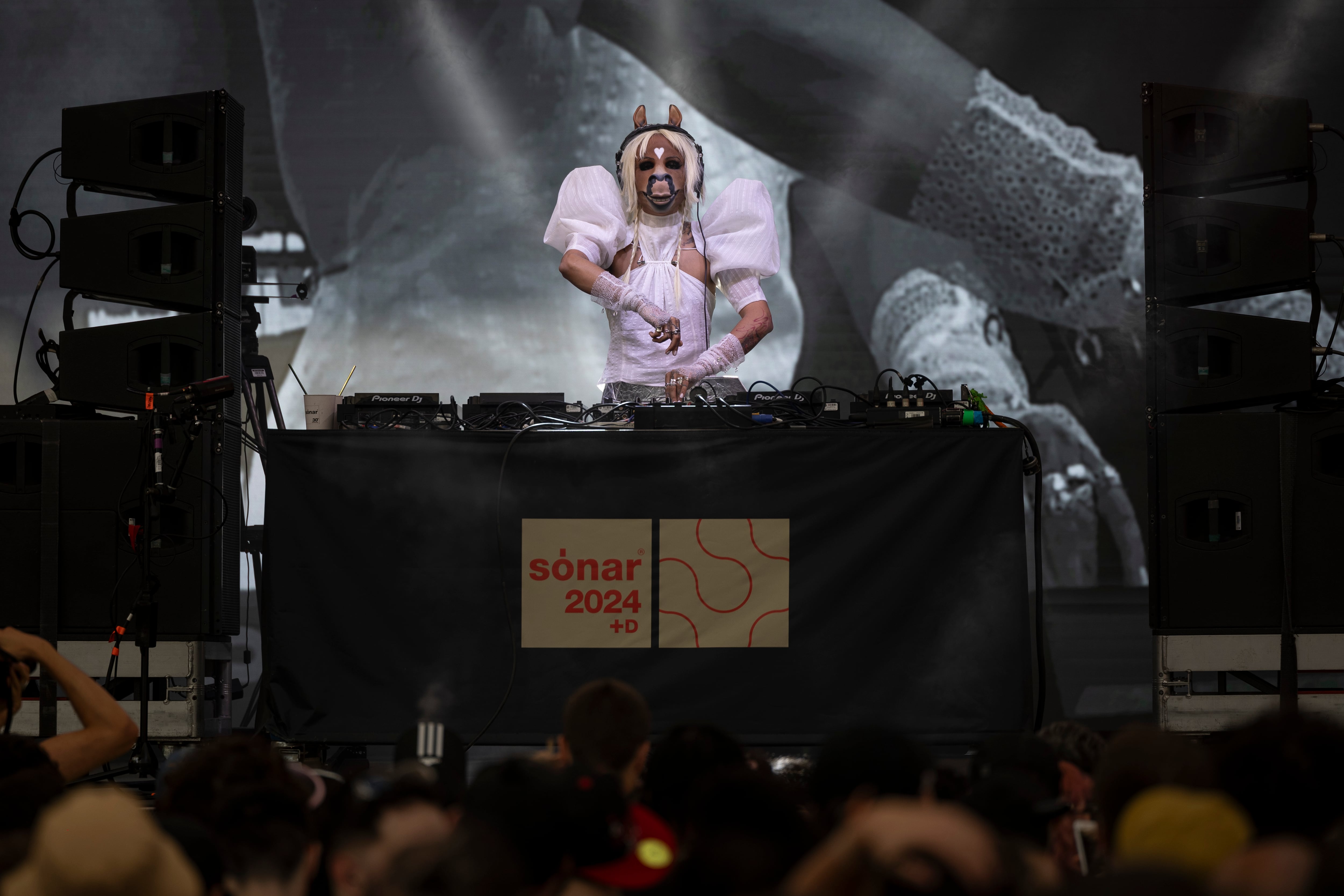 Sónar: 10 artistas relevantes y datos útiles para no perderse en un festival mutante