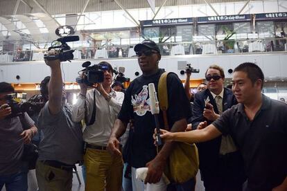 Dennis Rodman, en el aeropuerto de Pekín, de camino a la visita a Corea del Norte, el 3 de septiembre de 2013.