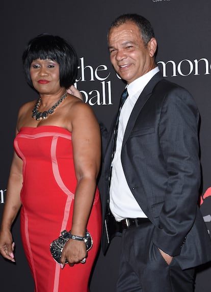 Monica Braithwaite y Ronald Fenty, padres de Rihanna, durante un evento de la fundación Clara Lionel, en 2014.