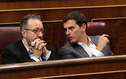 Juan Carlos Girauta y Albert Rivera, en una imagen de archivo. 