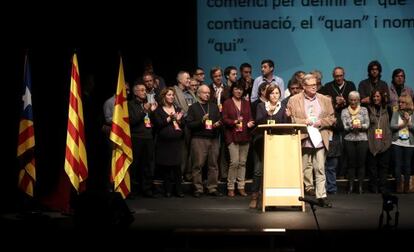 Carme Forcadell y Jaume Marfany en el acto de la ANC de Cornellà.