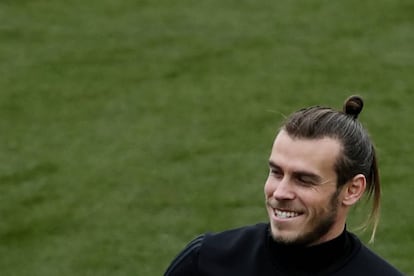 Gareth Bale, en el entrenamiento de este lunes en Valdebebas. 