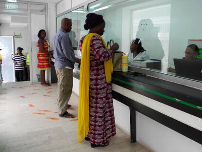 Oficina bancaria de Abiyán, Costa de Marfil. 