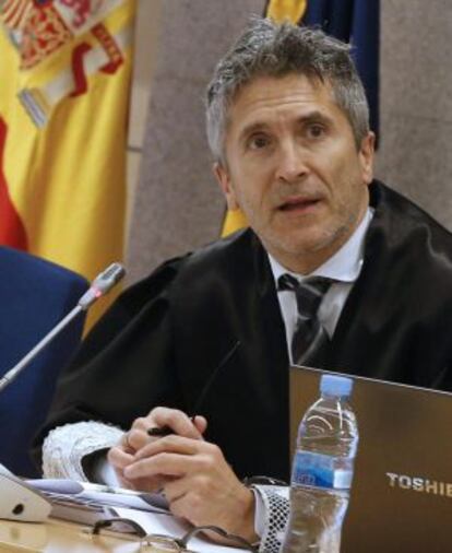 Marlaska sigue la intervenci&oacute;n del presidente de la Generalitat, Artur Mas, el pasado 3 de abril.