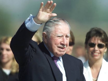 El dictador Augusto Pinochet en su regreso a Chile
