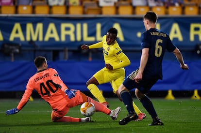 Samuel Chukwueze remata ante Livakovic