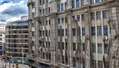 L'edifici dels sindicats, a la Via Laietana.
