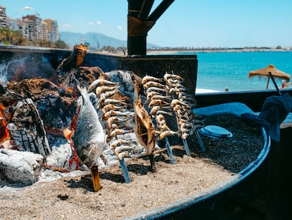 Espetos en la playa de La Malagueta, en Málaga