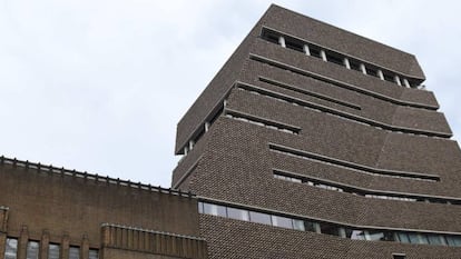 Tate Modern de Londres. Desde la galería superior, en el décimo piso, fue arrojado este domingo un niño de seis años. 