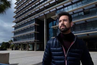 Jose Sánchez en el barrio de Ronda Sur en Murcia este jueves.