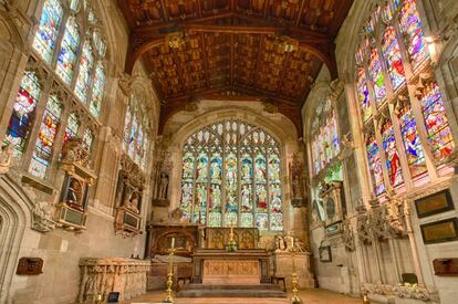 Iglesia de la Santísima Trinidad (Stratford-upon-Avon), donde supuestamente está enterrado el poeta.