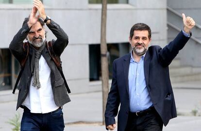 Los presidentes de ANC, Jordi Sanchez y y Omnium, Jordi Cuixart en la Audiencia Nacional el pasado octubre.