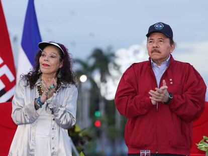 Daniel Ortega y Rosario Murillo, en un acto en Managua (Nicaragua) este martes.