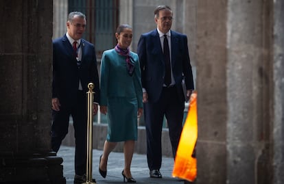 Francisco Alberto Cervantes, Claudia Sheinbaum Pardo y Marcelo Ebrard Casaubón en Palacio Nacional, en Ciudad de México, en 2024.