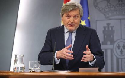 Íñigo Méndez de Vigo, portavoz del Gobierno, en la rueda de prensa posterior al Consejo de Ministros del viernes pasado.