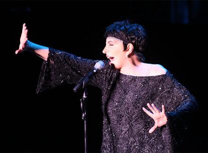 Liza Minelli, durante su recital de ayer en el Festival de Jazz de San Sebastián.