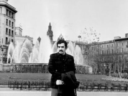 Plaza Cataluña, 1970. Un joven y aún no tan exitoso García Márquez en sus años barceloneses.