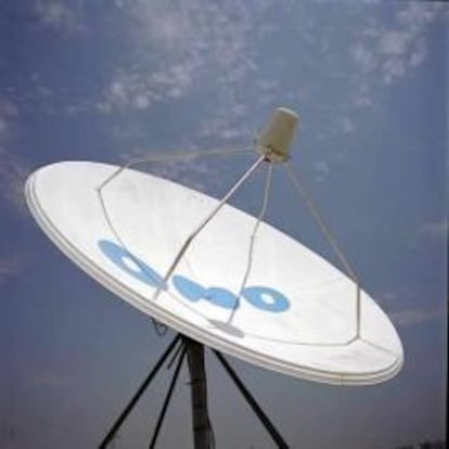 Antena parabólica con el logotipo de Ono