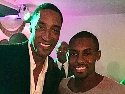 Scottie Pippen y su hijo mayor, Antron Pippen.