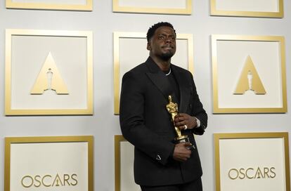 Daniel Kaluuya se ha llevado la estatuilla a mejor actor de reparto por su papel en 'Judas y el mesías negro'.