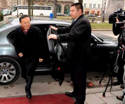 El ministro de Asuntos Exteriores chino, Yang Jiechi, a su llegada ayer al foro de seguridad de Múnich.
