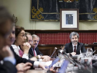 El presidente del Tribunal Supremo, Carlos Lesmes, durante un pleno del Alto Tribunal. 