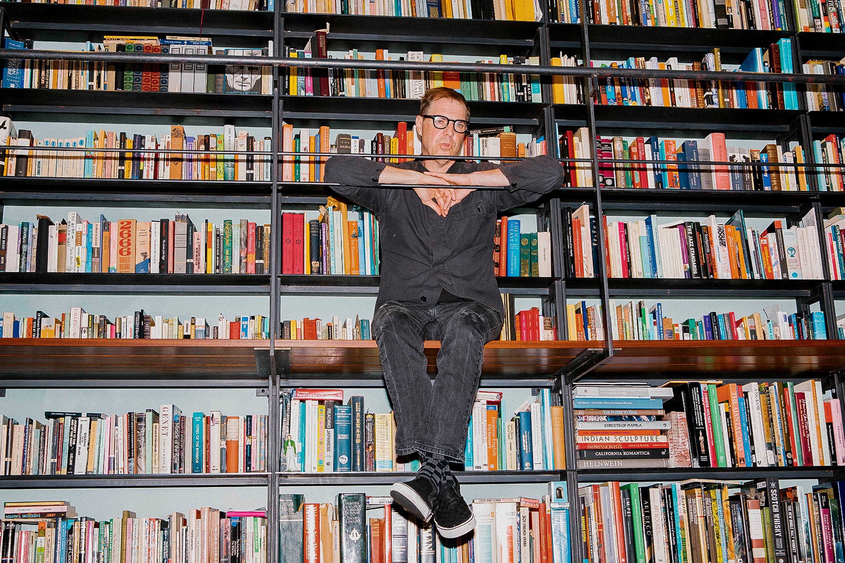 Justin McDaniel, el profesor que ha creado un club para lidiar con la desesperación existencial