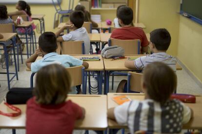 Alumnos de primaria en un aula de un colegio de Sevilla.