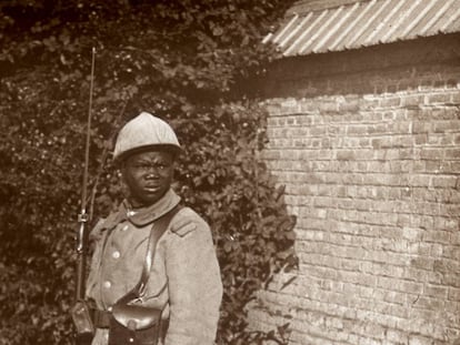Un soldado senegal&eacute;s durante la Primera Guerra Mundial, en Francia. 