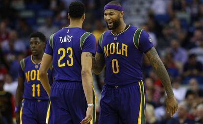 Cousins y Anthony Davis, en el Pelicans-Rockets.