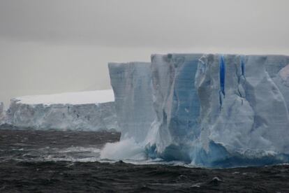 Imagen de un iceberg.