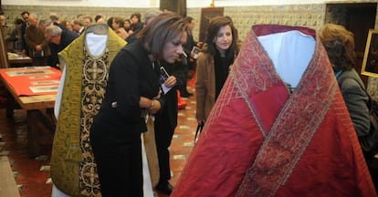 La consejera de Cultura, Lola Johnson, en la presentaci&oacute;n de las obras restauradas con motivo del a&ntilde;o del Patriarca.