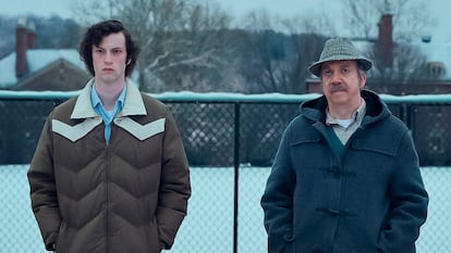 Dominic Sessa y Paul Giamatti, protagonistas de 'Los que se quedan'.