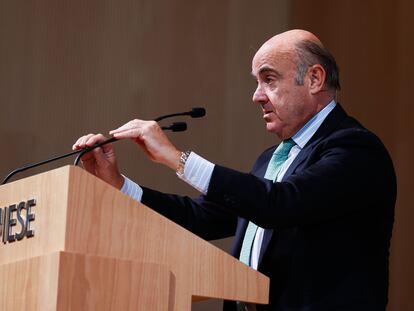 El vicepresidente del Banco Central Europeo, Luis de Guindos, durante una intervención este viernes en el campus IESE de Madrid.