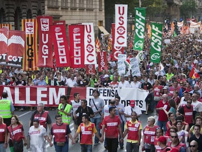 Militants de la USOC en una manifestació.