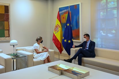 Prime Minister Pedro Sánchez with second Deputy PM Yolanda Díaz on Thursday.