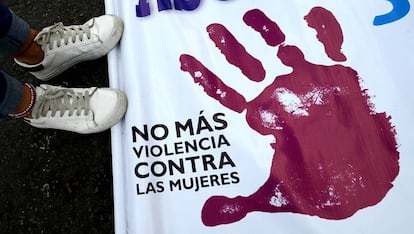 Protestas en Lima dentro de la campaña #NiUnaMenos, también contra la violencia contra las mujeres.
 