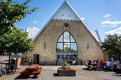 Terraza del mercado Fish Church, en Gotemburgo (Suecia). 