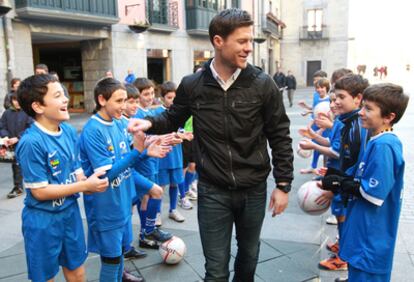 Xabi Alonso, durante el recibimiento que se le tributó el pasado mes de diciembre en Tolosa.