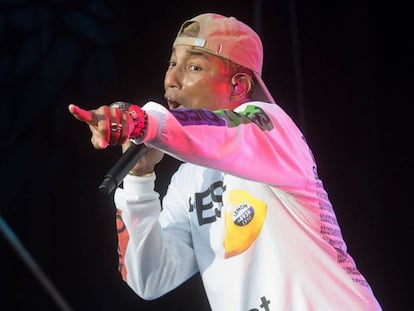 El cantante Pharrell Williams, de N.E.R.D, durante su actuación en el Cruïlla. 