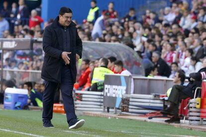 El Mono Burgos, durante el partido.